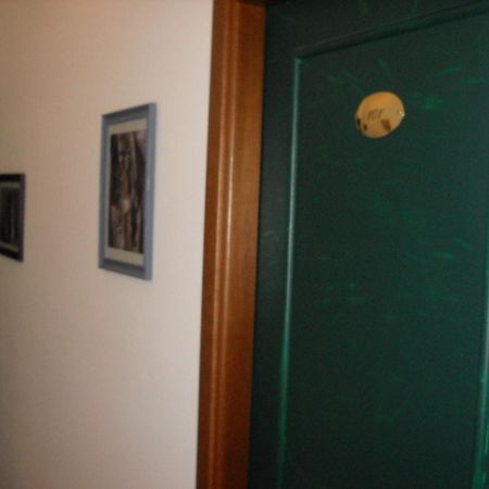 B&B Hope Bologna Bagian luar foto