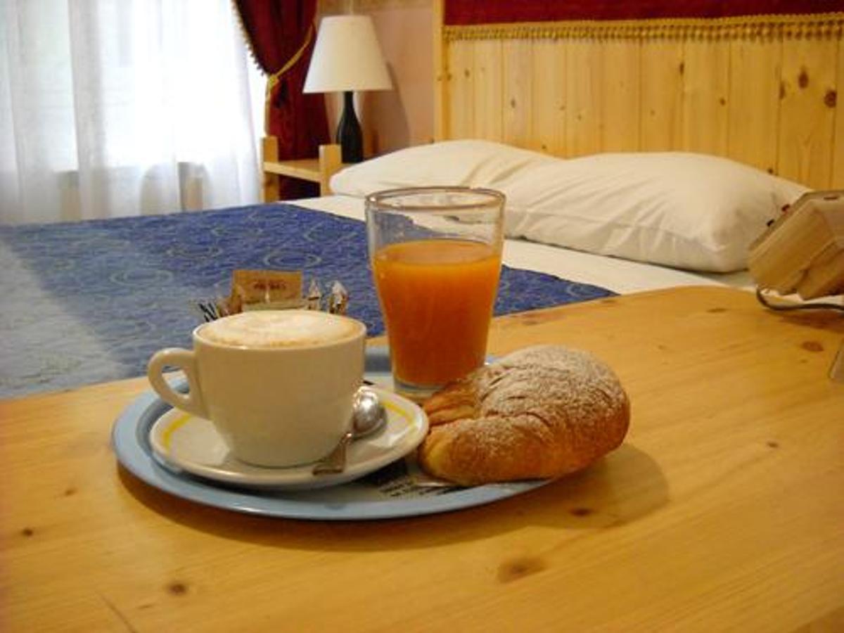 B&B Hope Bologna Bagian luar foto